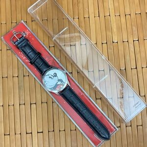Like New unworn watch limited edition in box Disney Mickey Mouse Mens Watch